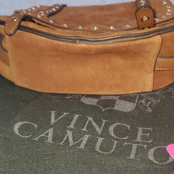 Vince Camuto Areli suede flap crossbody - Picture 7 of 11